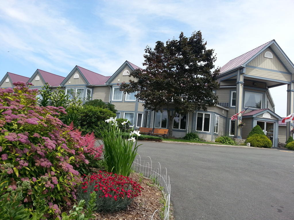 Granite Town Hotel Saint George Exterior foto